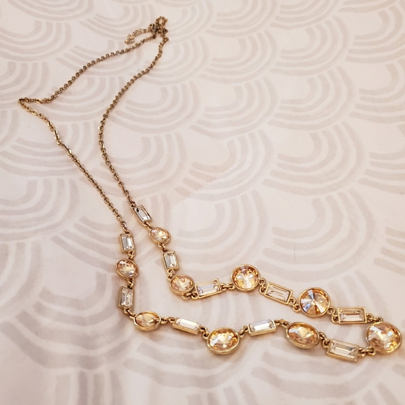 Jewelry - Long gold jeweled necklace